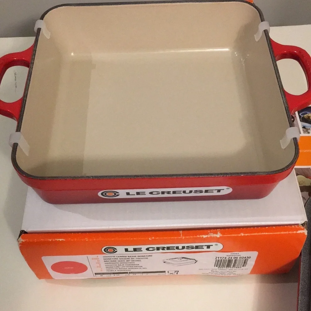 NWT Le Creuset 3 Qt Square Cocotte Cerise Red Cast Iron Dutch Oven